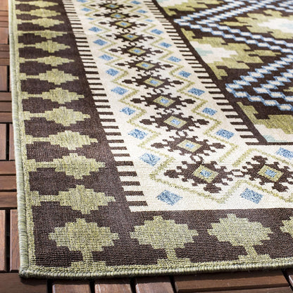 SAFAVIEH Washable Rug Outdoor Veranda Collection - 2'7" X 5', Chocolate & Green, Non-Shedding & Easy to Clean, Ideal for Patio, Backyard, Mudroom (VER099-0624)